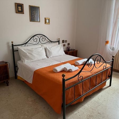 Bed and Breakfast Dimora Sofia Монополи Экстерьер фото