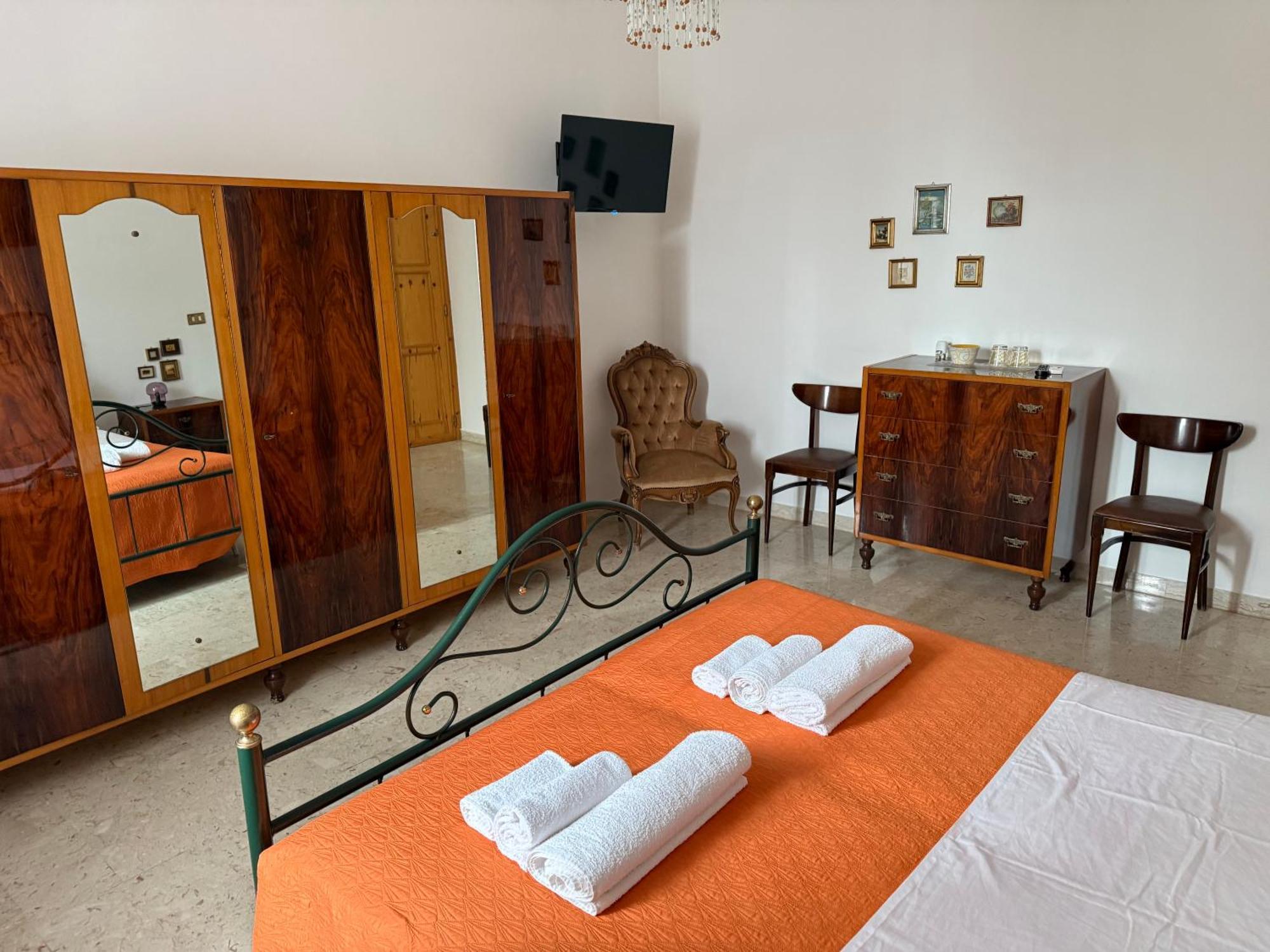 Bed and Breakfast Dimora Sofia Монополи Экстерьер фото